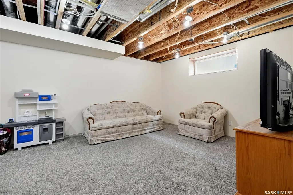 4234 Nicurity Drive Regina SK S4X 0C1