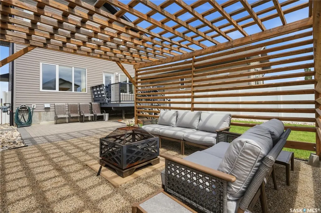 4234 Nicurity Drive Regina SK S4X 0C1