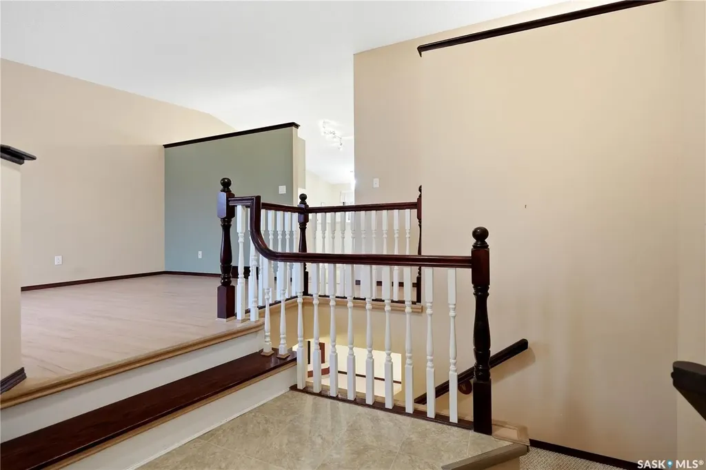 3676 Bishop Crescent E Regina SK S4Z 1A8