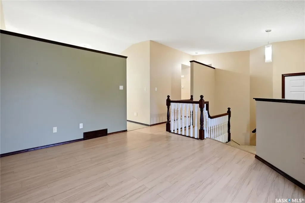 3676 Bishop Crescent E Regina SK S4Z 1A8