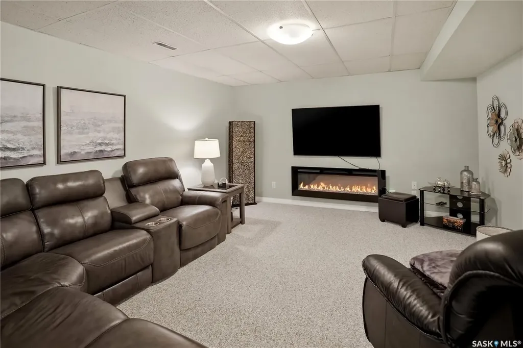 342 35th Street Battleford SK S0M 0E0