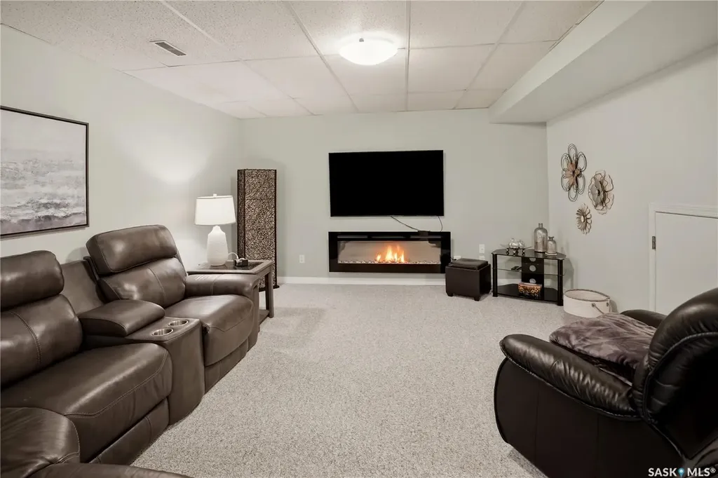 342 35th Street Battleford SK S0M 0E0