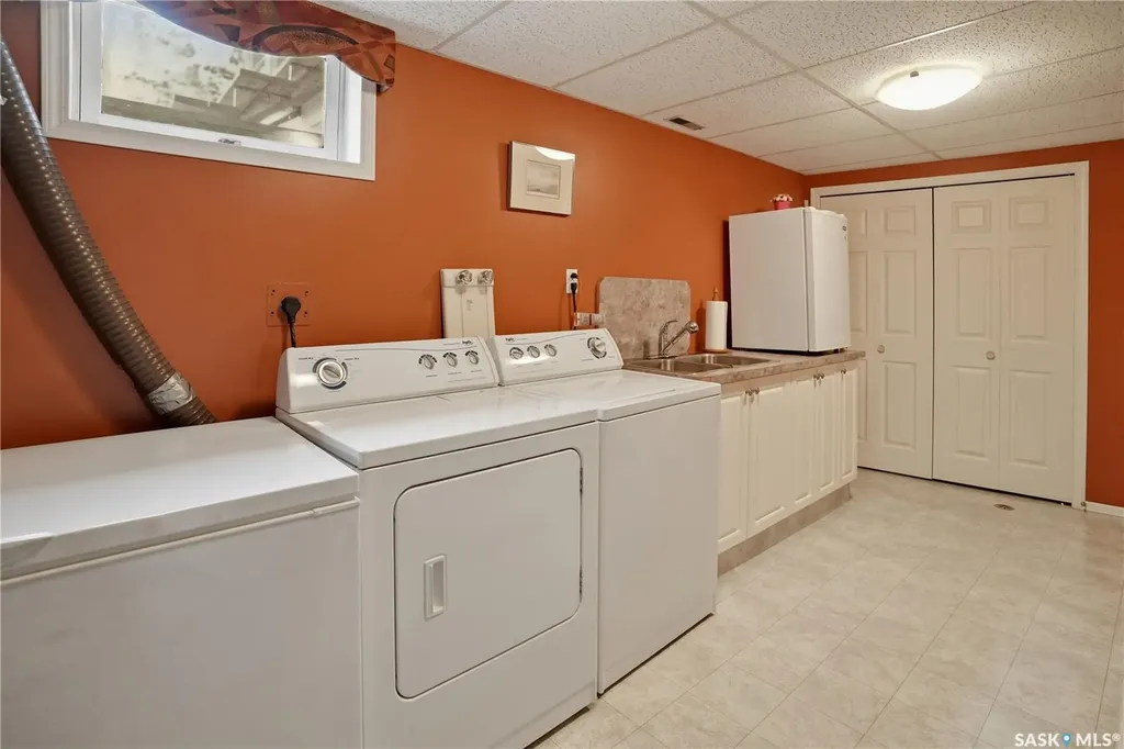 342 35th Street Battleford SK S0M 0E0