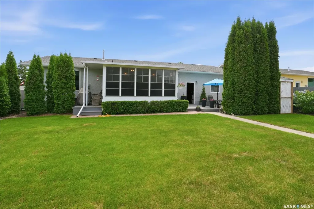 342 35th Street Battleford SK S0M 0E0