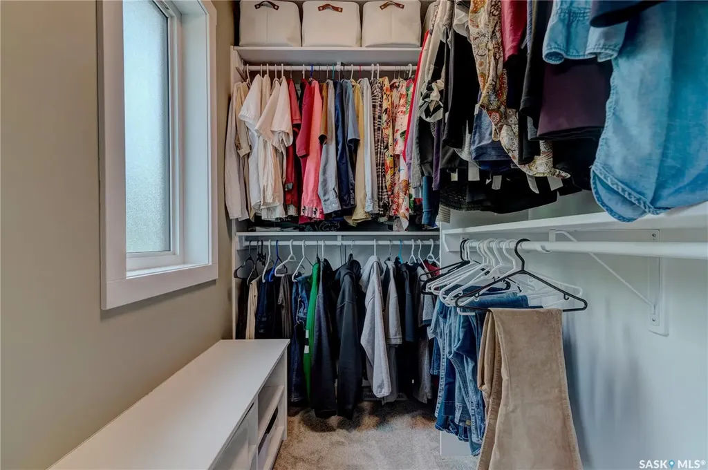 3022 Montague Street Regina SK S4S 1Z5
