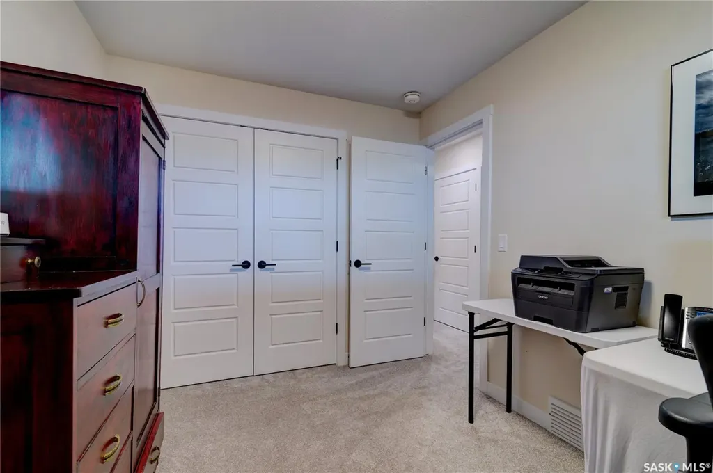 3022 Montague Street Regina SK S4S 1Z5