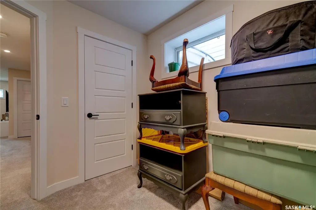 3022 Montague Street Regina SK S4S 1Z5