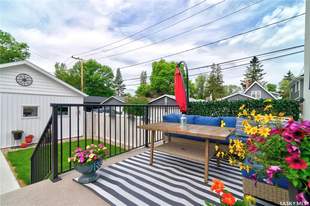 3022 Montague Street Regina SK S4S 1Z5