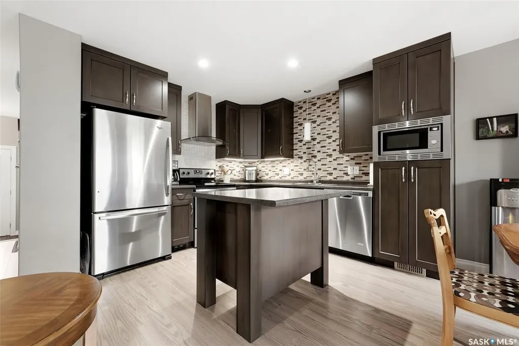 163 Demarco Pointe Lane Regina SK S4T 1E8