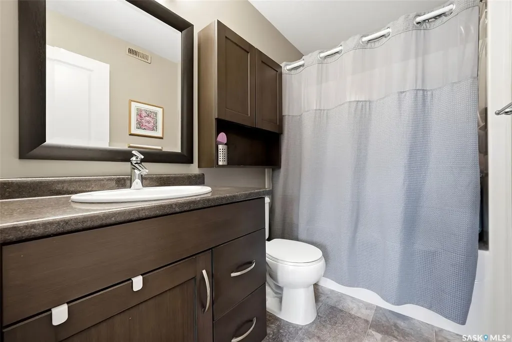163 Demarco Pointe Lane Regina SK S4T 1E8