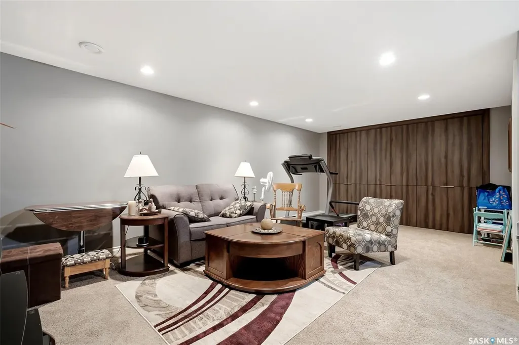 163 Demarco Pointe Lane Regina SK S4T 1E8