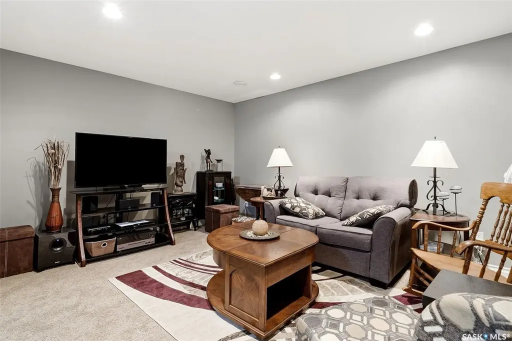 163 Demarco Pointe Lane Regina SK S4T 1E8