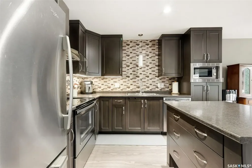 163 Demarco Pointe Lane Regina SK S4T 1E8