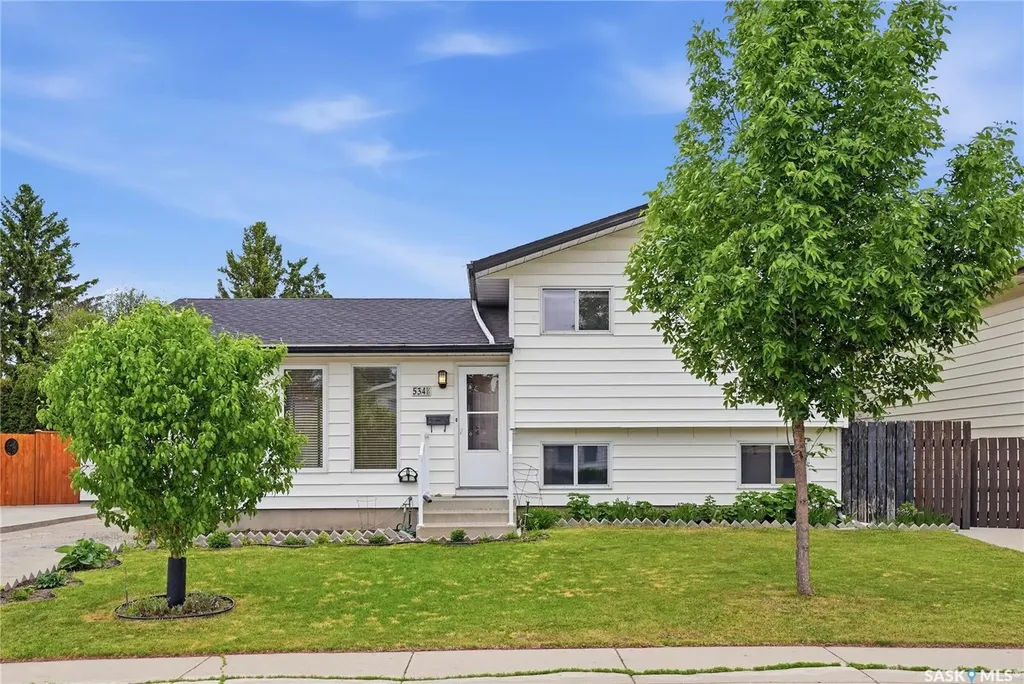 534 Nesbitt Lane Saskatoon SK S7L 6K9
