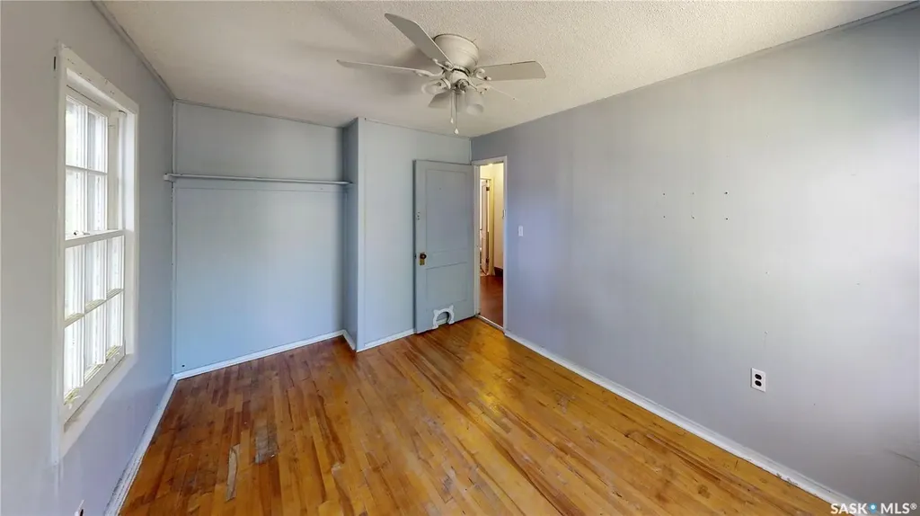 1277 Queen Street Regina SK S4T 4B5