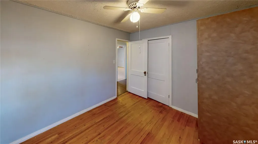 1277 Queen Street Regina SK S4T 4B5