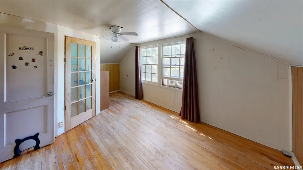 1277 Queen Street Regina SK S4T 4B5