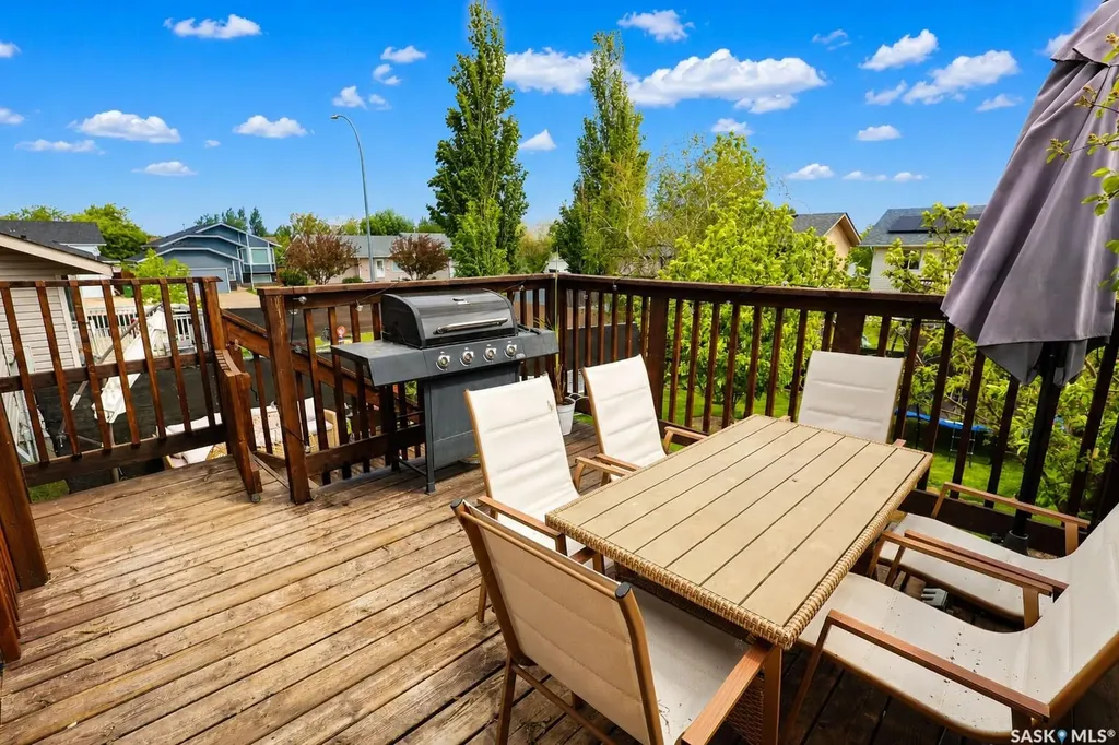 6 Dmyterko Bay Prince Albert SK S6V 8E8