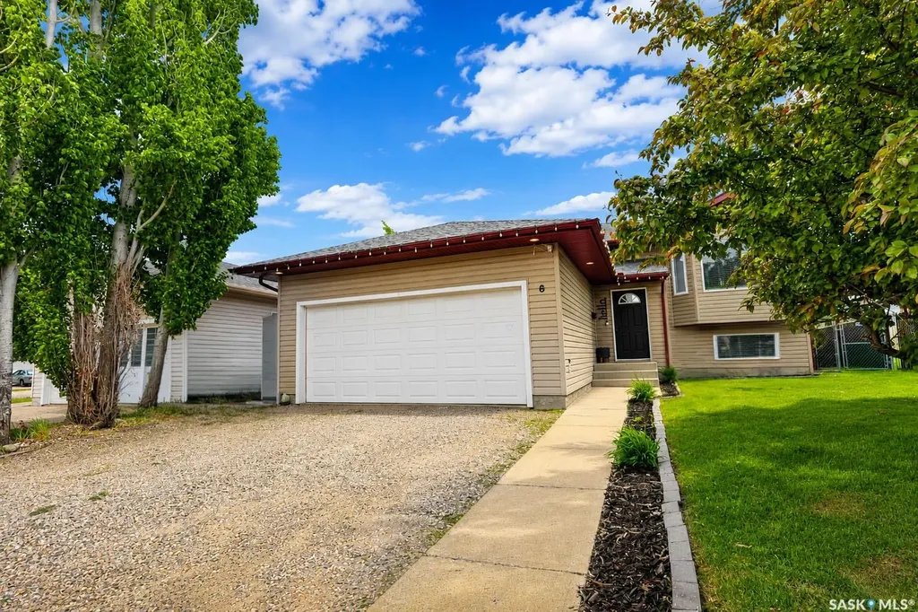 6 Dmyterko Bay Prince Albert SK S6V 8E8