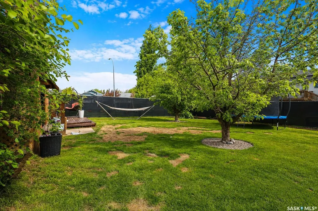 6 Dmyterko Bay Prince Albert SK S6V 8E8
