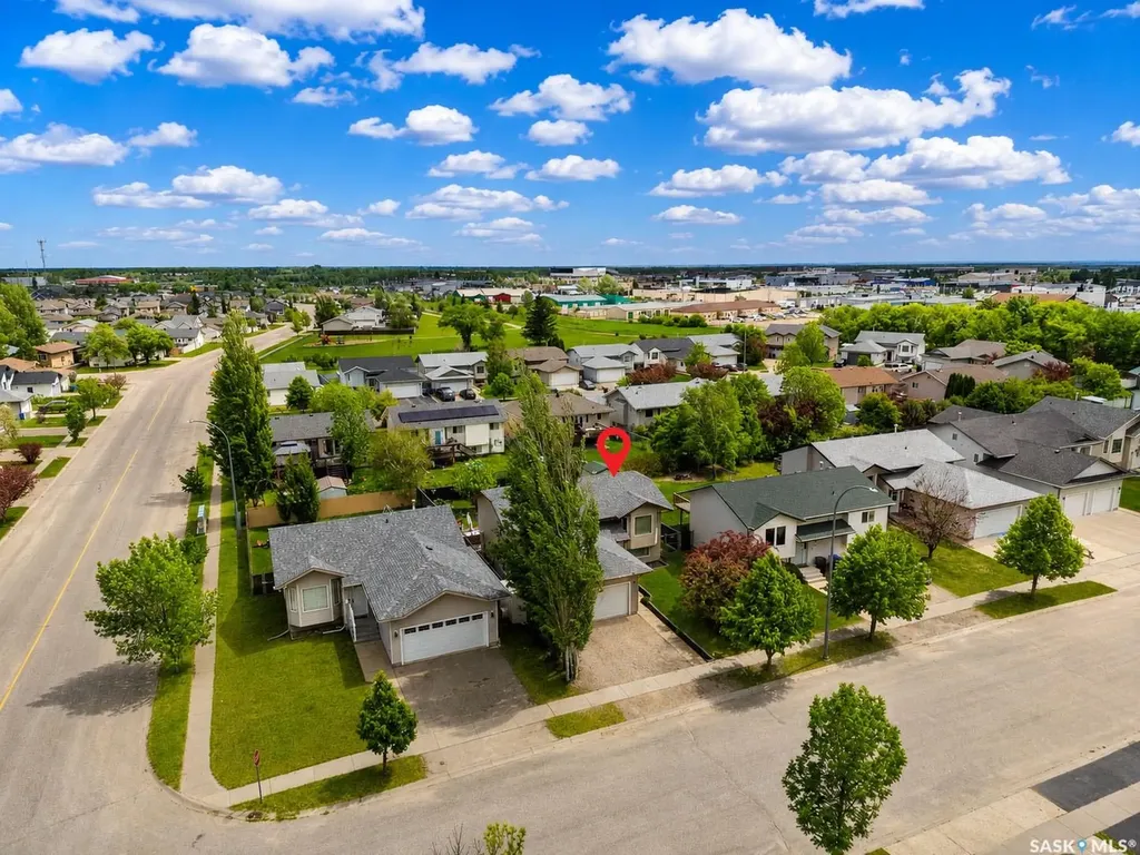 6 Dmyterko Bay Prince Albert SK S6V 8E8