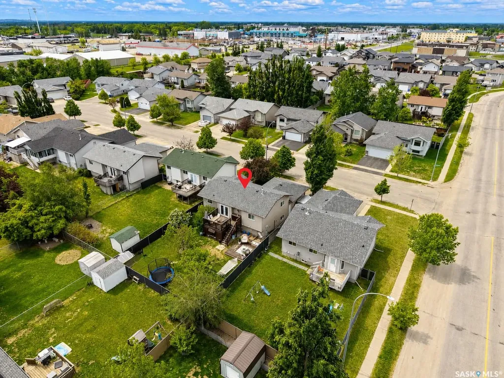 6 Dmyterko Bay Prince Albert SK S6V 8E8