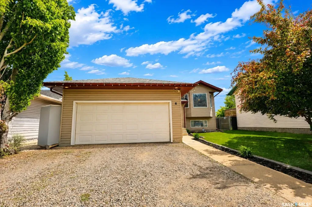 6 Dmyterko Bay Prince Albert SK S6V 8E8