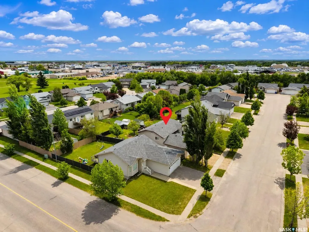 6 Dmyterko Bay Prince Albert SK S6V 8E8