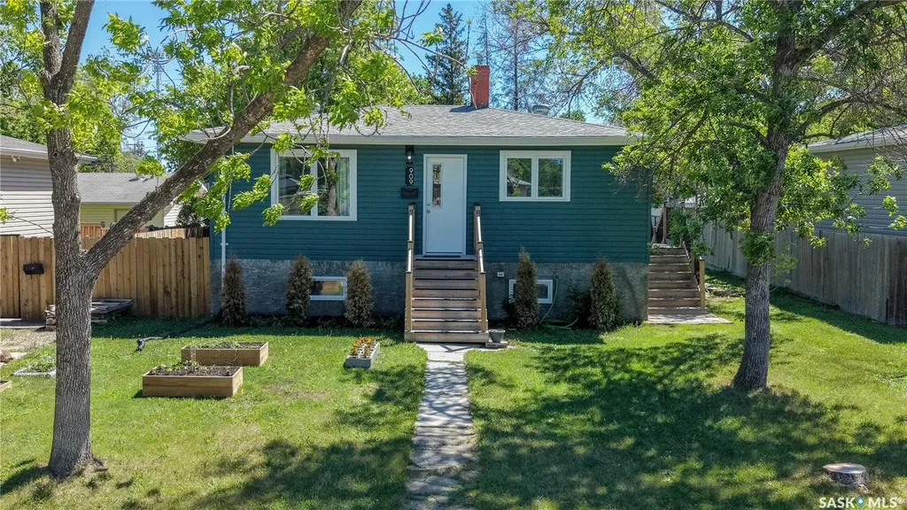 909 Arthur Street Regina SK S4T 4V6