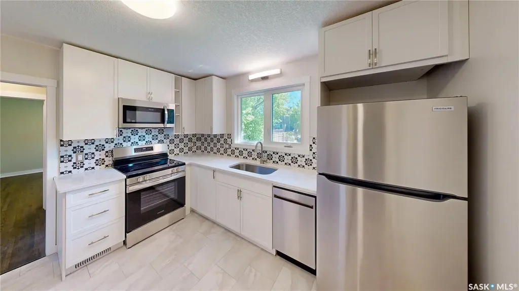 909 Arthur Street Regina SK S4T 4V6