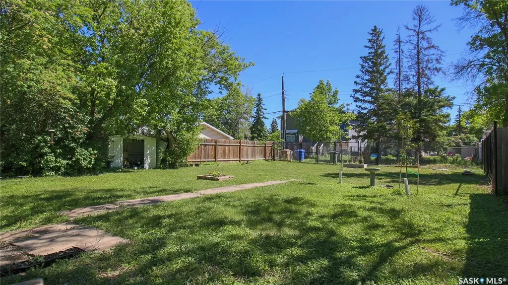 909 Arthur Street Regina SK S4T 4V6