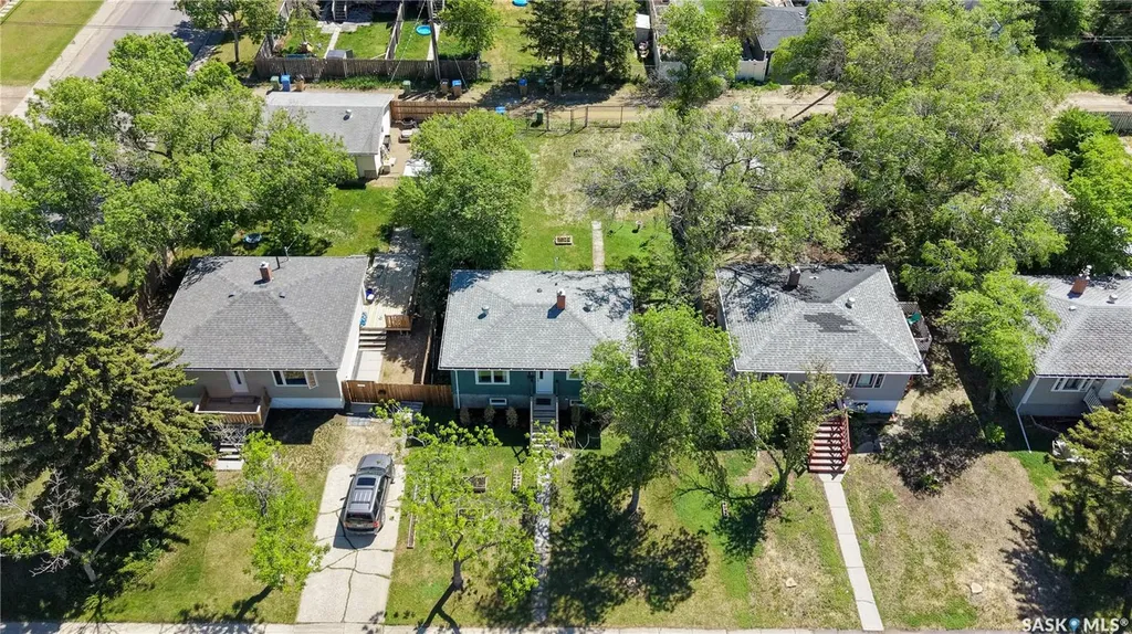 909 Arthur Street Regina SK S4T 4V6