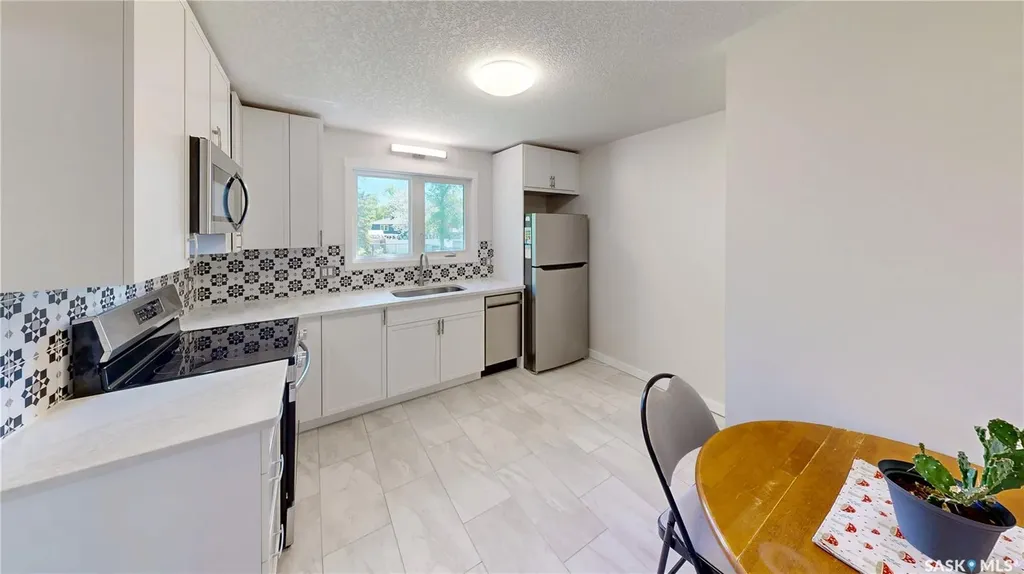 909 Arthur Street Regina SK S4T 4V6