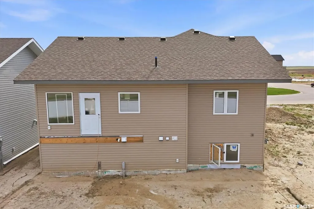 270 Prairie Dawn Drive S Dundurn SK S0K 1K1