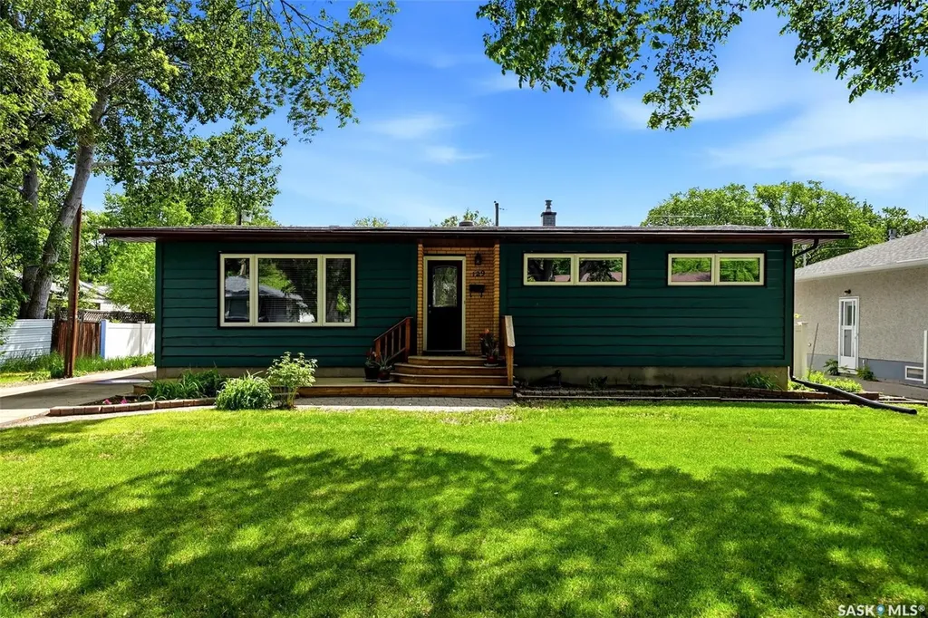 129 Mckee Crescent Regina SK S4S 5N7