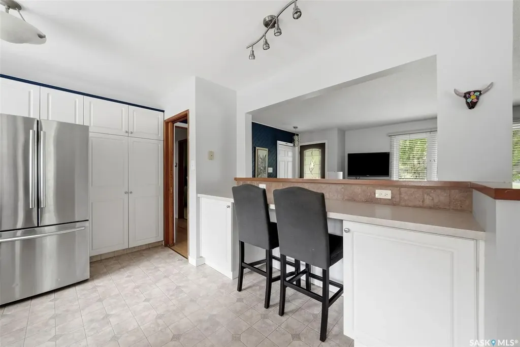 129 Mckee Crescent Regina SK S4S 5N7
