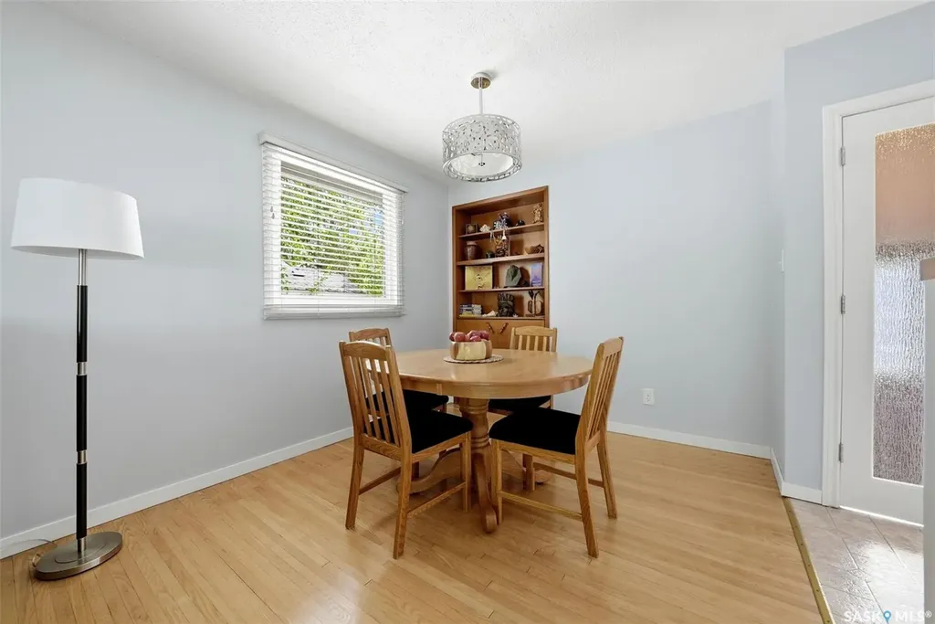 129 Mckee Crescent Regina SK S4S 5N7