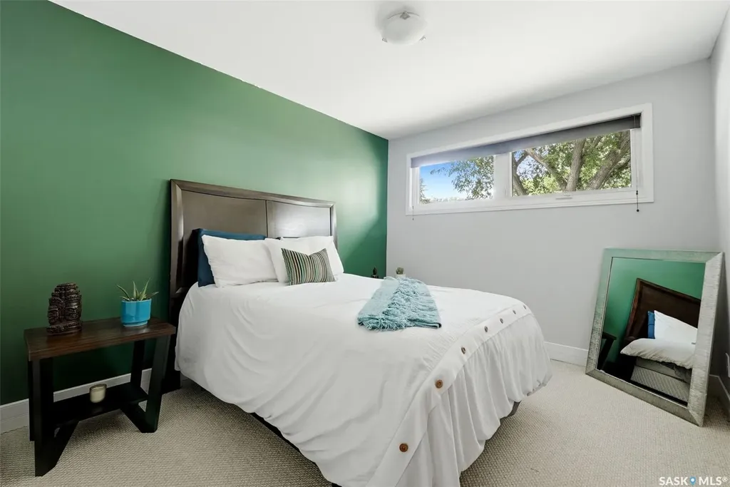 129 Mckee Crescent Regina SK S4S 5N7