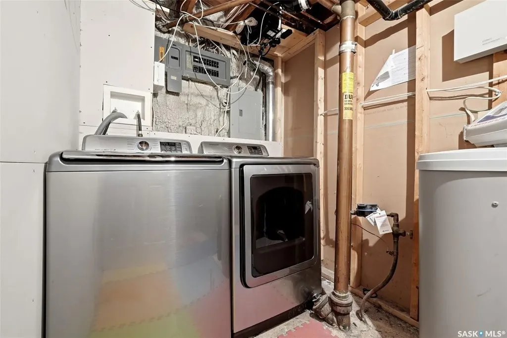 129 Mckee Crescent Regina SK S4S 5N7