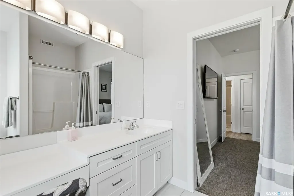 1105 Jurasin Street N Regina SK S4X 0K1