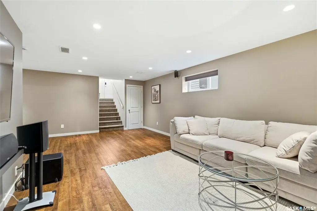 1105 Jurasin Street N Regina SK S4X 0K1