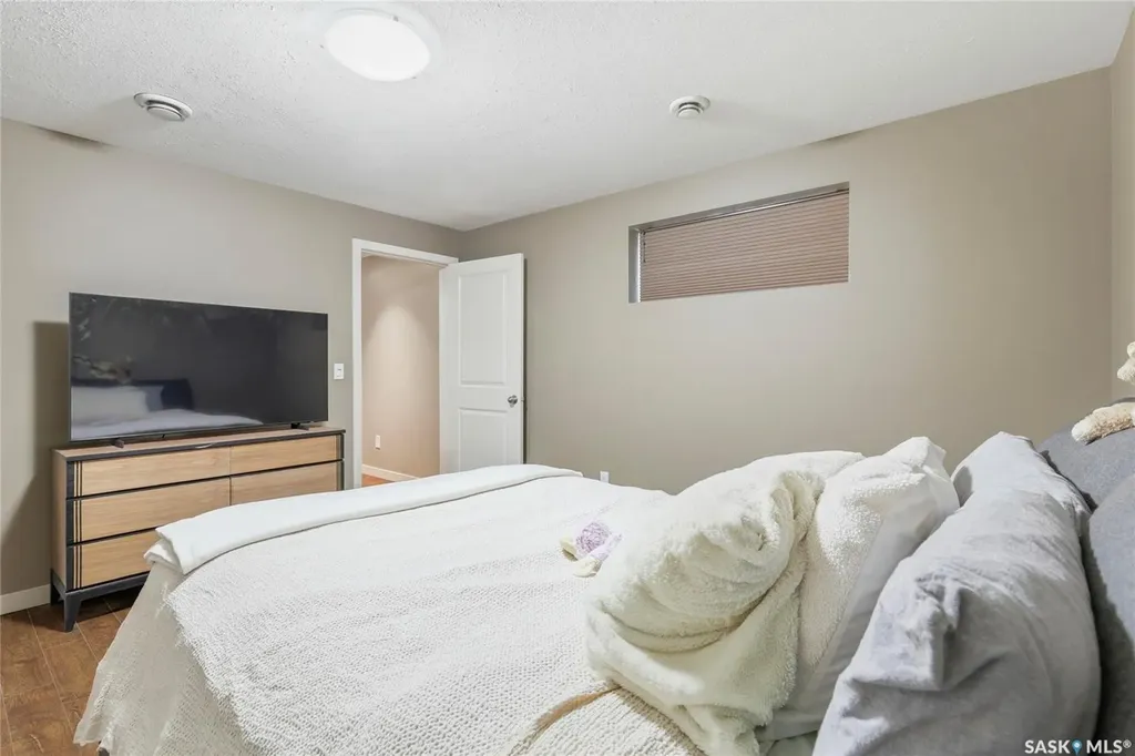 1105 Jurasin Street N Regina SK S4X 0K1