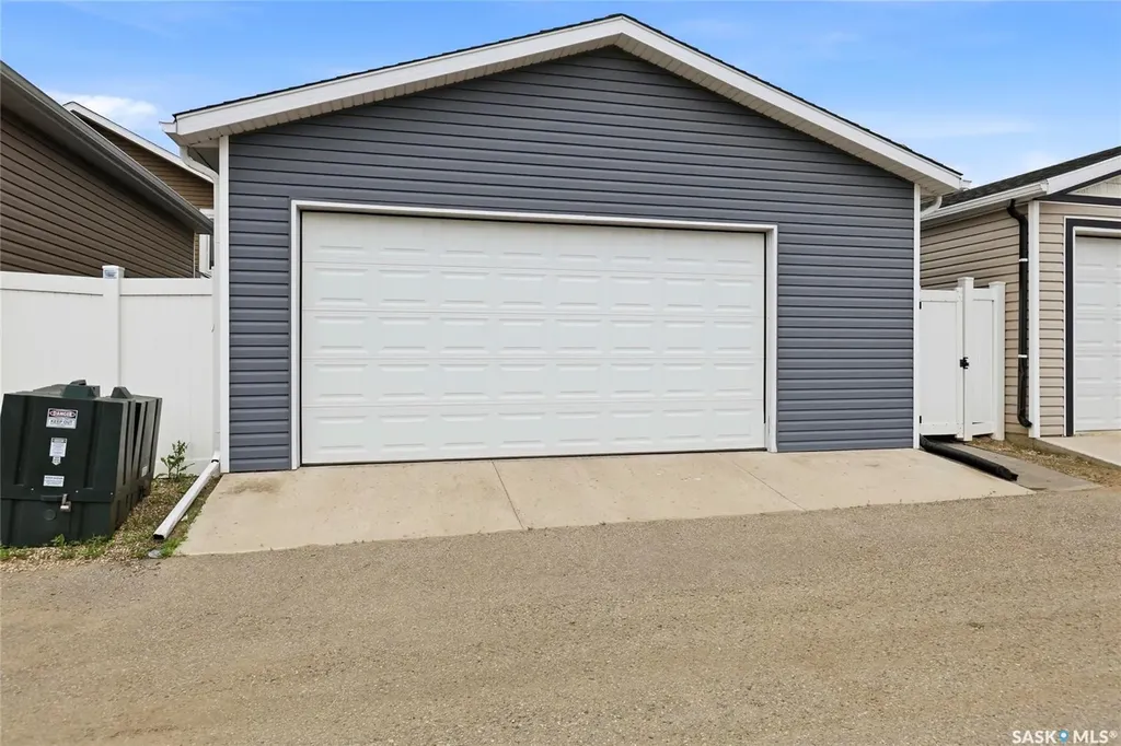 1105 Jurasin Street N Regina SK S4X 0K1