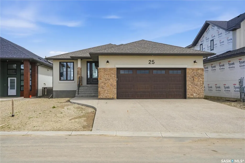 25 Country Road Lumsden SK S0G 3C0