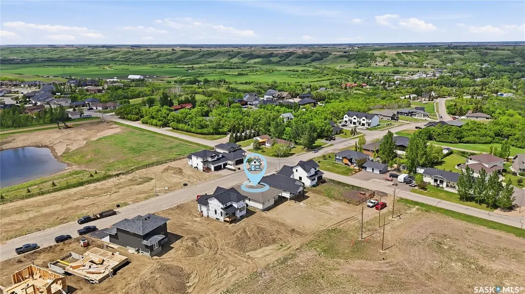 25 Country Road Lumsden SK S0G 3C0