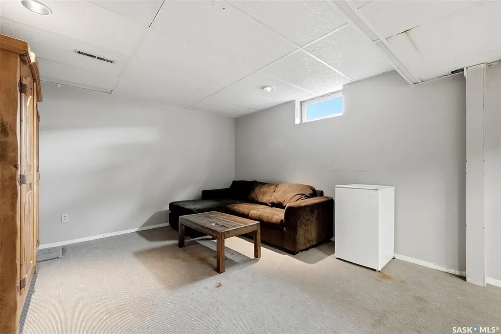 3355 Westminster Road Regina SK S4V 1A7