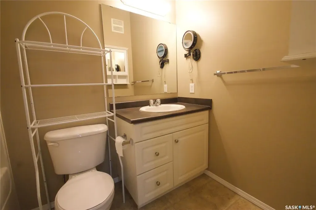 302 Nelson Road Saskatoon SK S7S 1N9