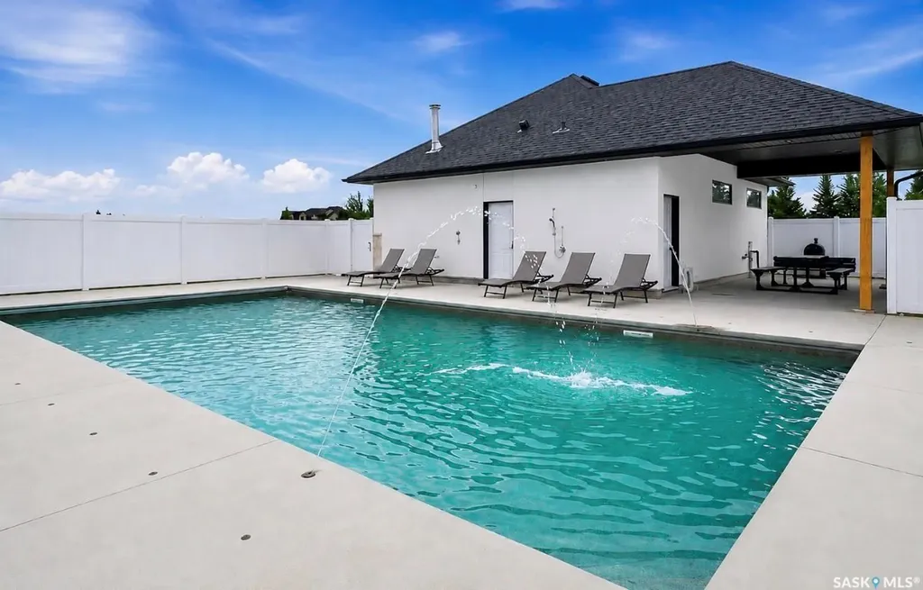 50 Mandalay Bay Corman Park Rm No. 344 SK S7T 1E3