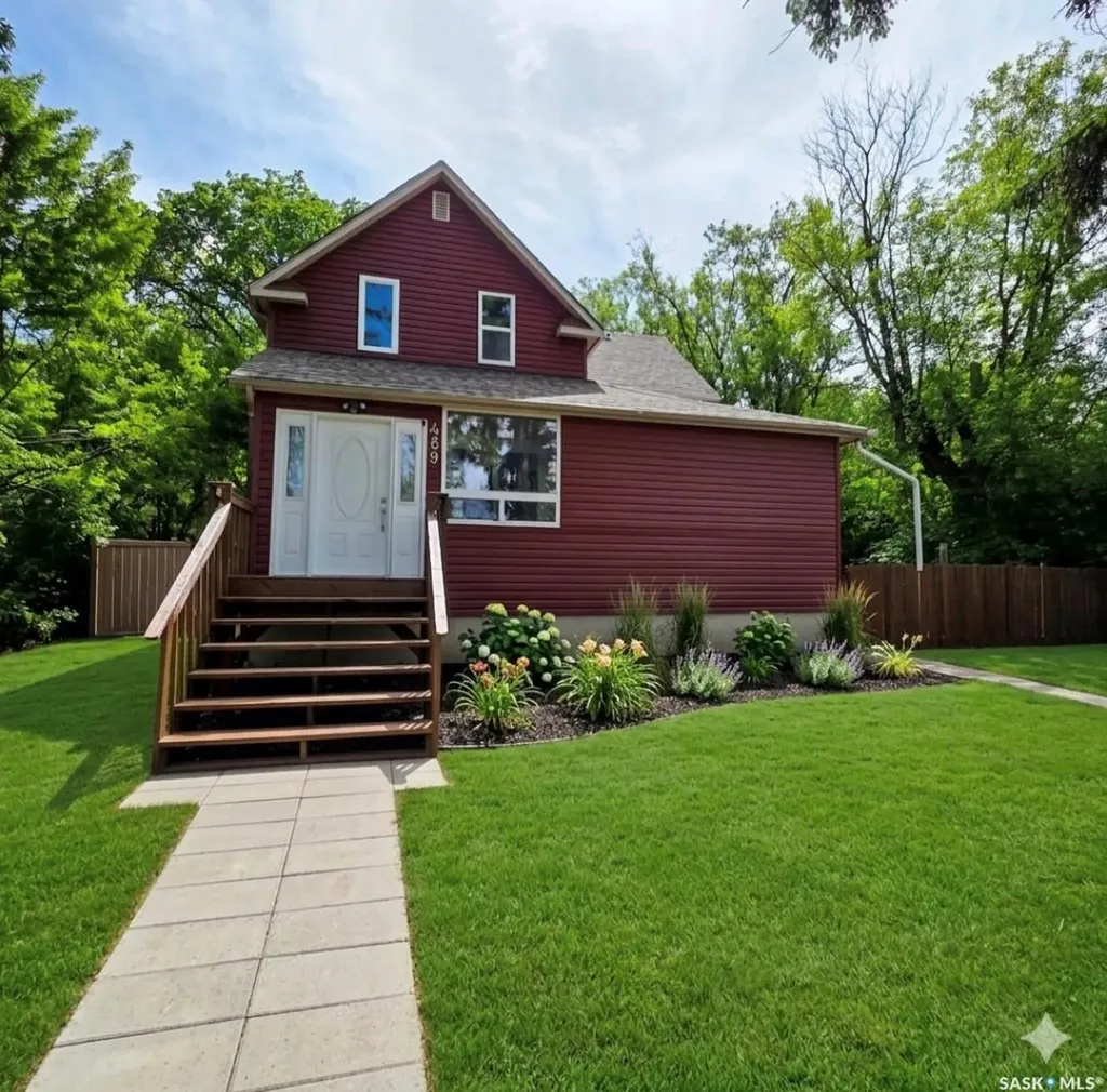 469 19th Street E Prince Albert SK S6V 1K3