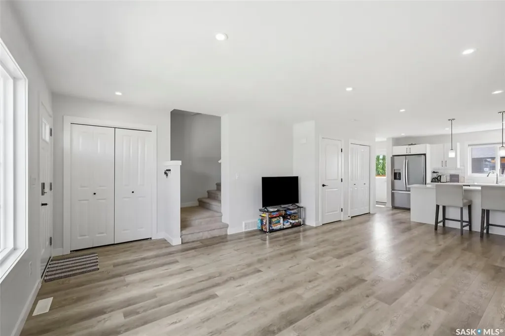 120 Westfield Road Saskatoon SK S7V 0Z8